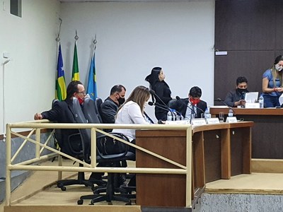 12-08 Sessão Ordinária (5).jpg