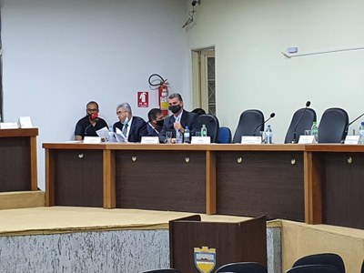 12-08 Sessão Ordinária (7).jpg