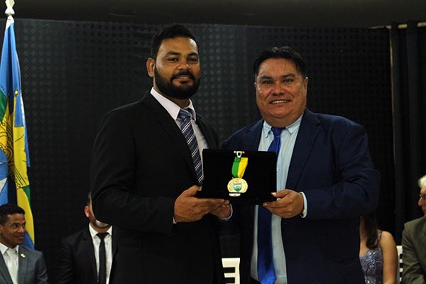 Sessão Solene 03-12 (119).JPG