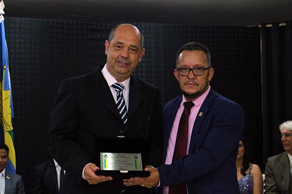 Sessão Solene 03-12 (124).JPG