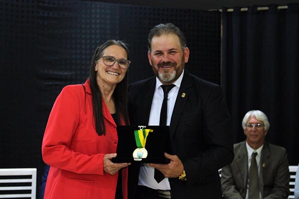 Sessão Solene 03-12 (130).JPG