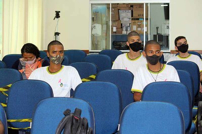 06-10-21 Sessão Solene - Parlamento Jovem  (13).JPG