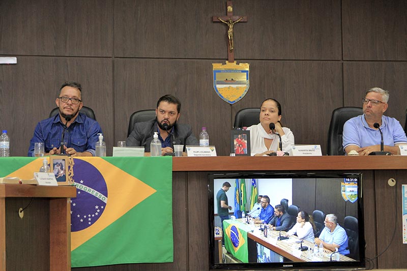 01-07 Sessão Solene (35).jpg