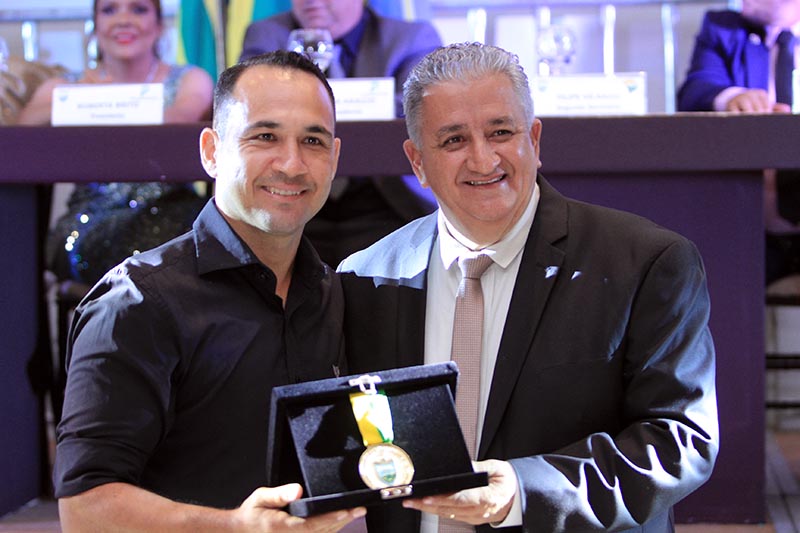 01-12 Sessão Solene (141).jpeg