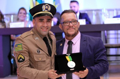 01-12 Sessão Solene (180).jpeg