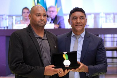 01-12 Sessão Solene (191).jpeg