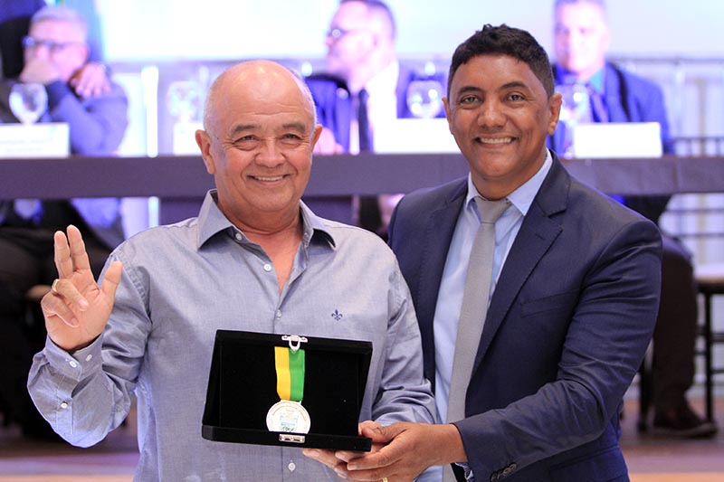 01-12 Sessão Solene (193).jpeg