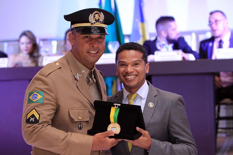 01-12 Sessão Solene (208).jpeg