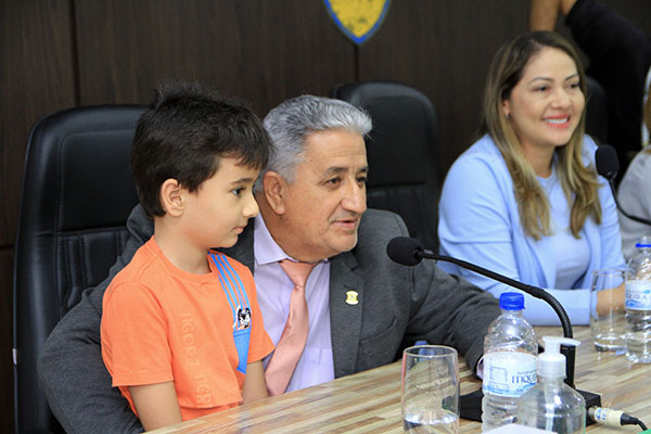 03-08 Sessão Ordinária (27).jpg