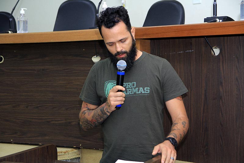 03-08 Sessão Solene (17).jpg