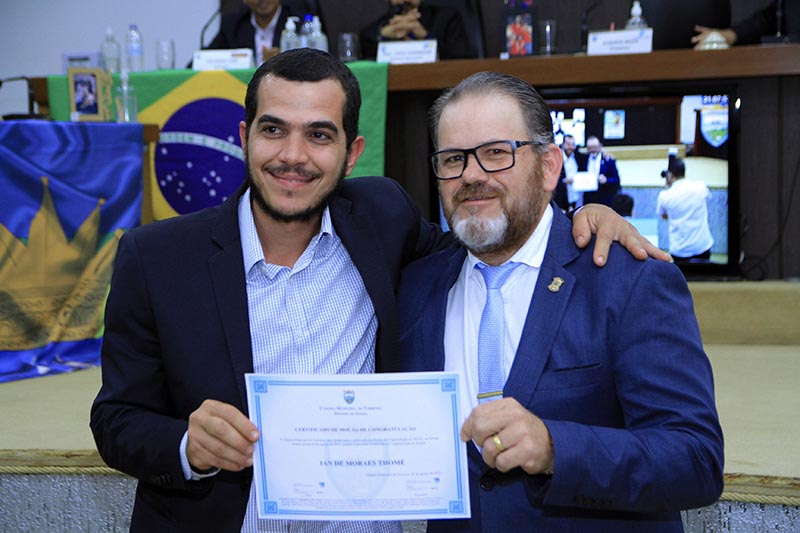 03-08 Sessão Solene (32).jpg