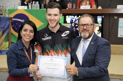 03-08 Sessão Solene (36).jpg