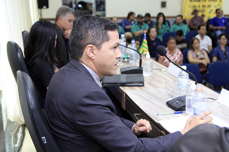 03-10 Sessão Extraordinária (12).jpg