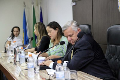 03-10 Sessão Extraordinária (13).jpg