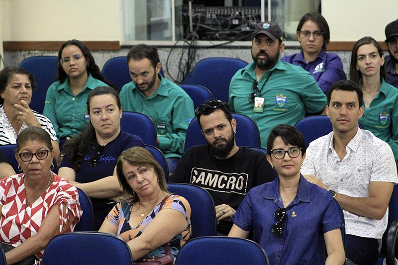 03-10 Sessão Extraordinária (28).jpg