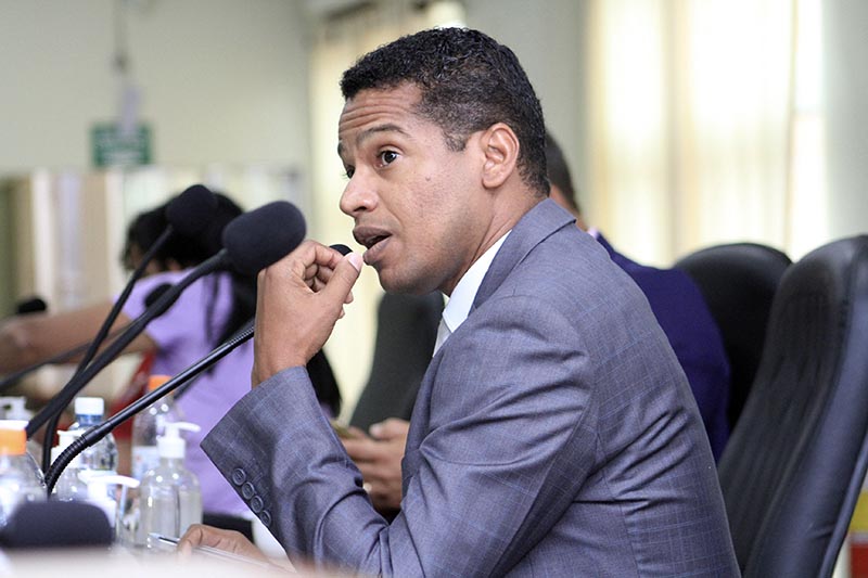 03-10 Sessão Extraordinária (29).jpg