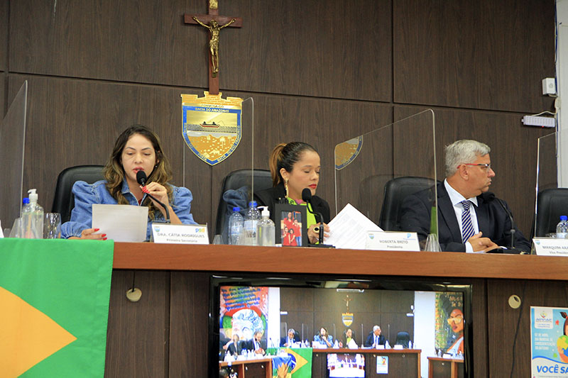 10-05 Sessão Ordinária.jpg