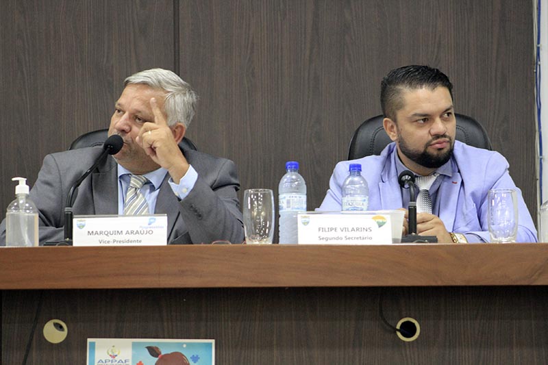 12-05 Sessão Ordinária (15).jpg