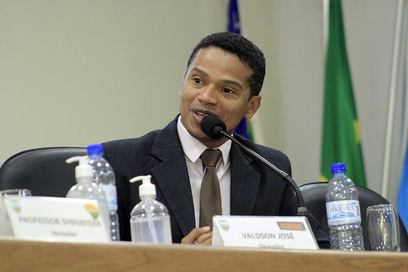 12-05 Sessão Ordinária (35).jpg