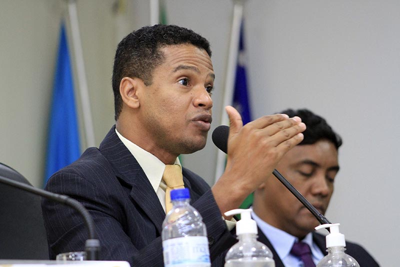 18-10 Sessão Ordinária (25).jpg