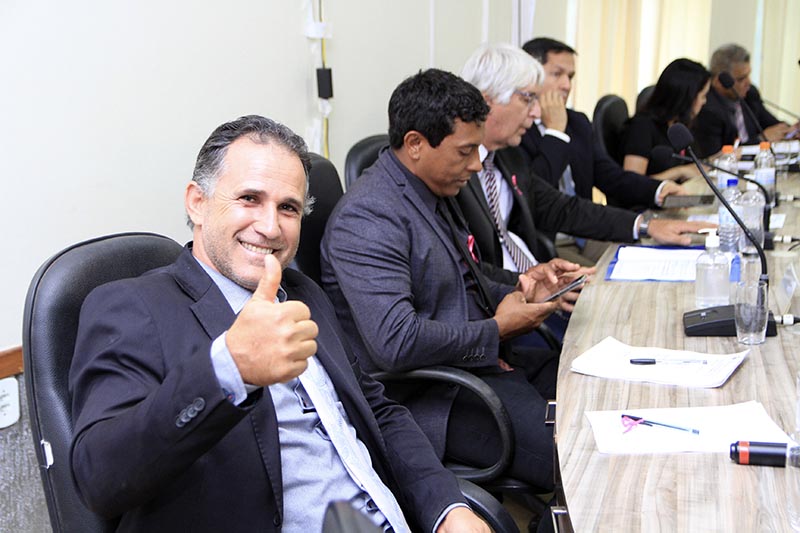 18-10 Sessão Ordinária (5).jpg