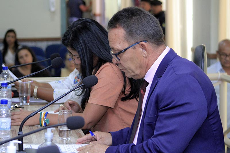 19-10 Sessão Ordinária (18).jpg