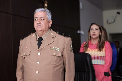 23-08 Sessão Solene (11).jpg