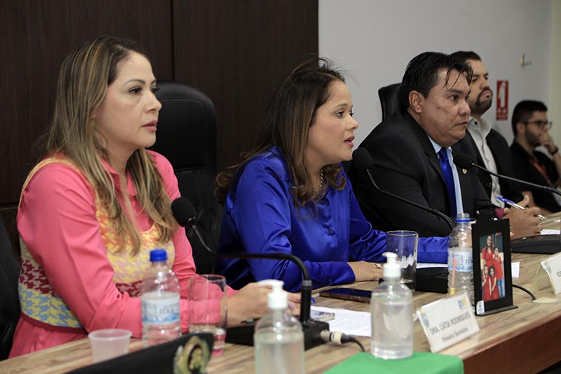 23-08 Sessão Solene (29).jpg