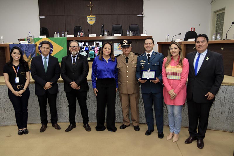 23-08 Sessão Solene (46).jpg