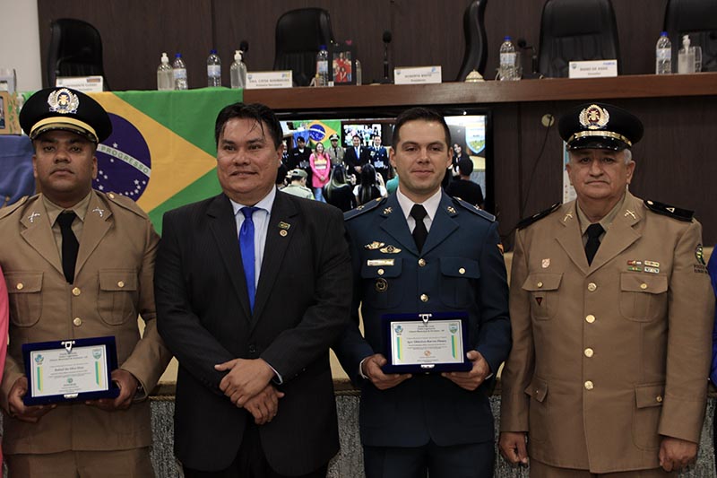 23-08 Sessão Solene (57).jpg