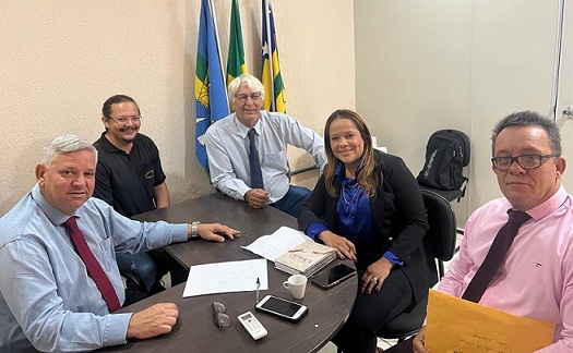 Câmara e Escola do Legislativo se reúnem