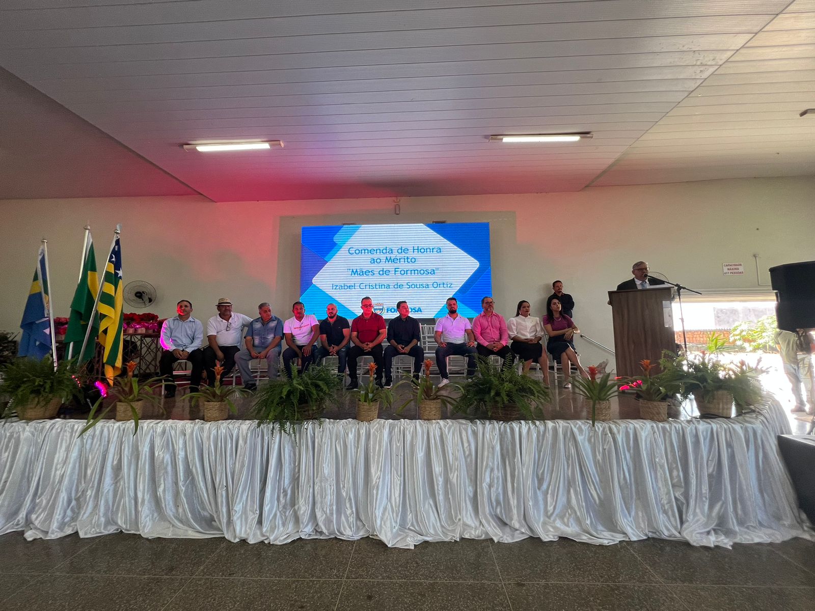 Câmara homenageia mães e entrega Comenda "Mães de Formosa"