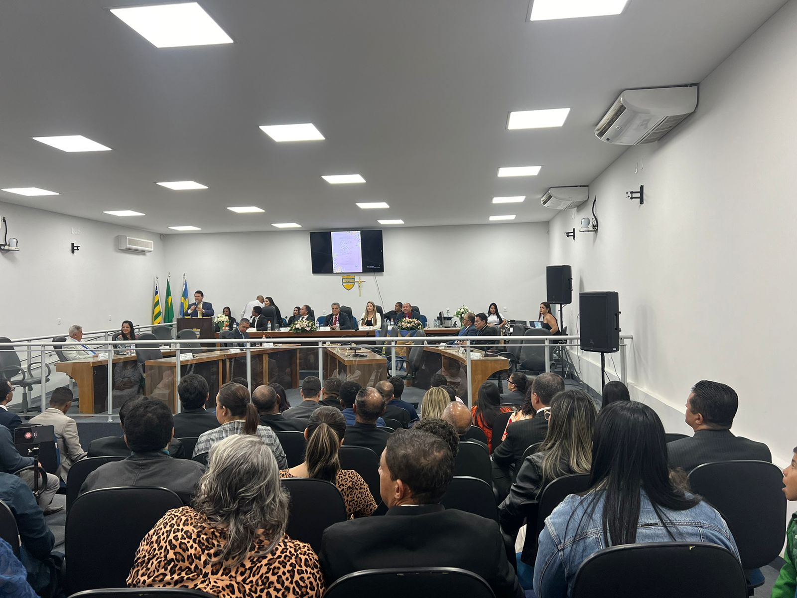 Câmara homenageia pastores e pastoras em Sessão Solene