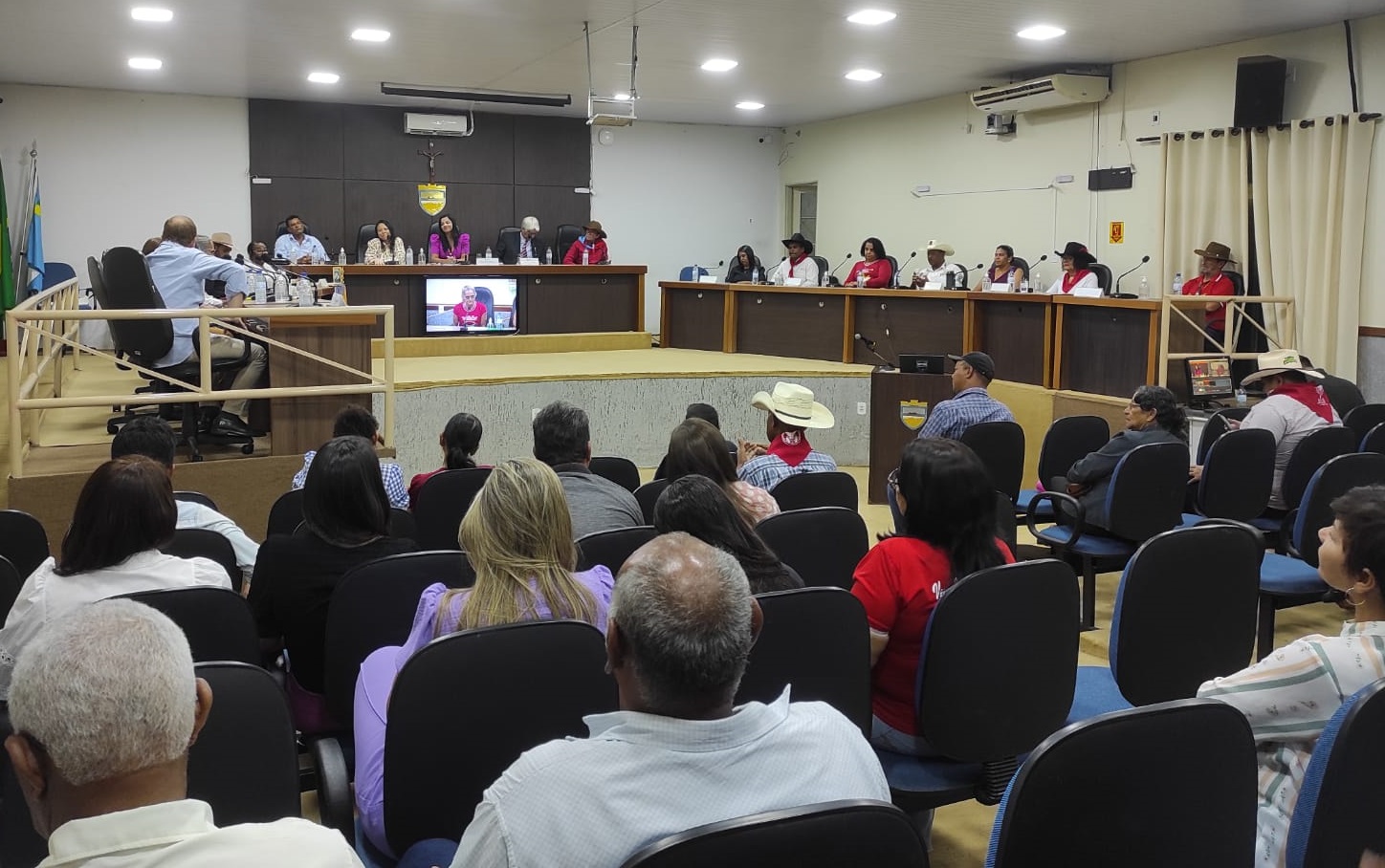 Câmara realiza Sessão Solene em homenagem aos foliões da Folia da Roça