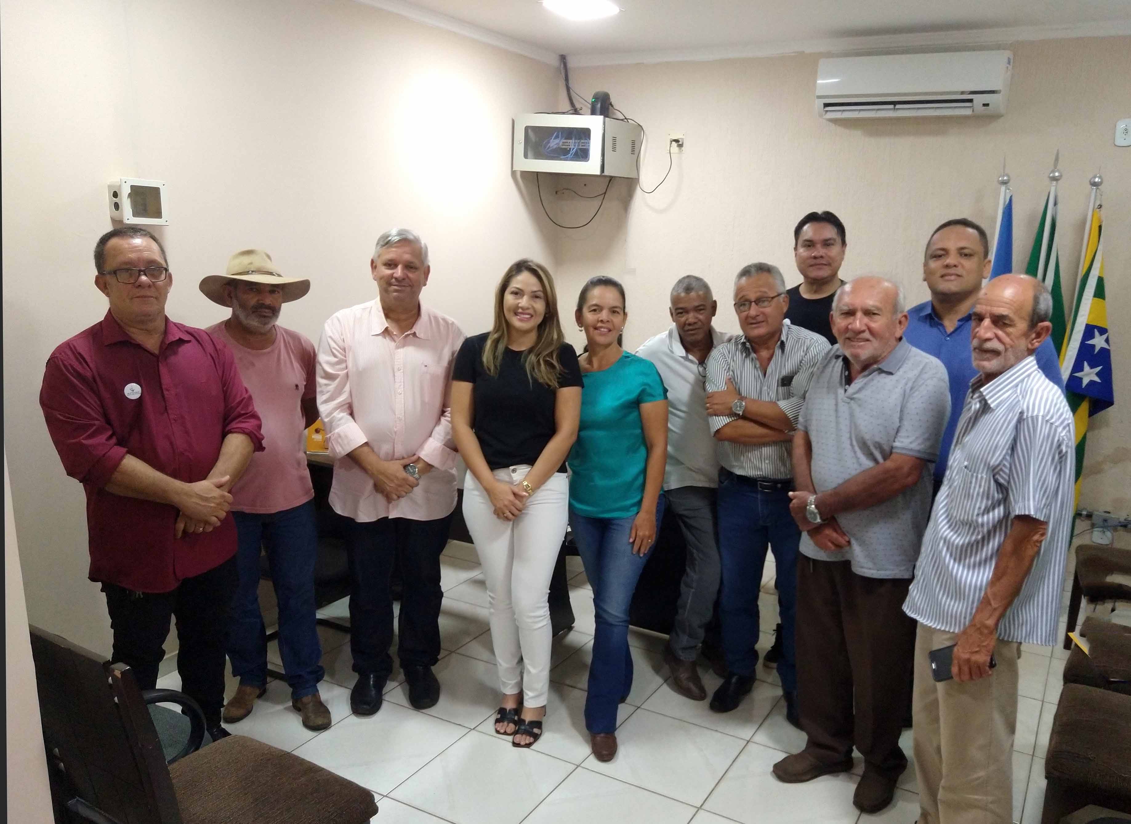 Câmara recebe produtores rurais para discutir sobre estradas rurais