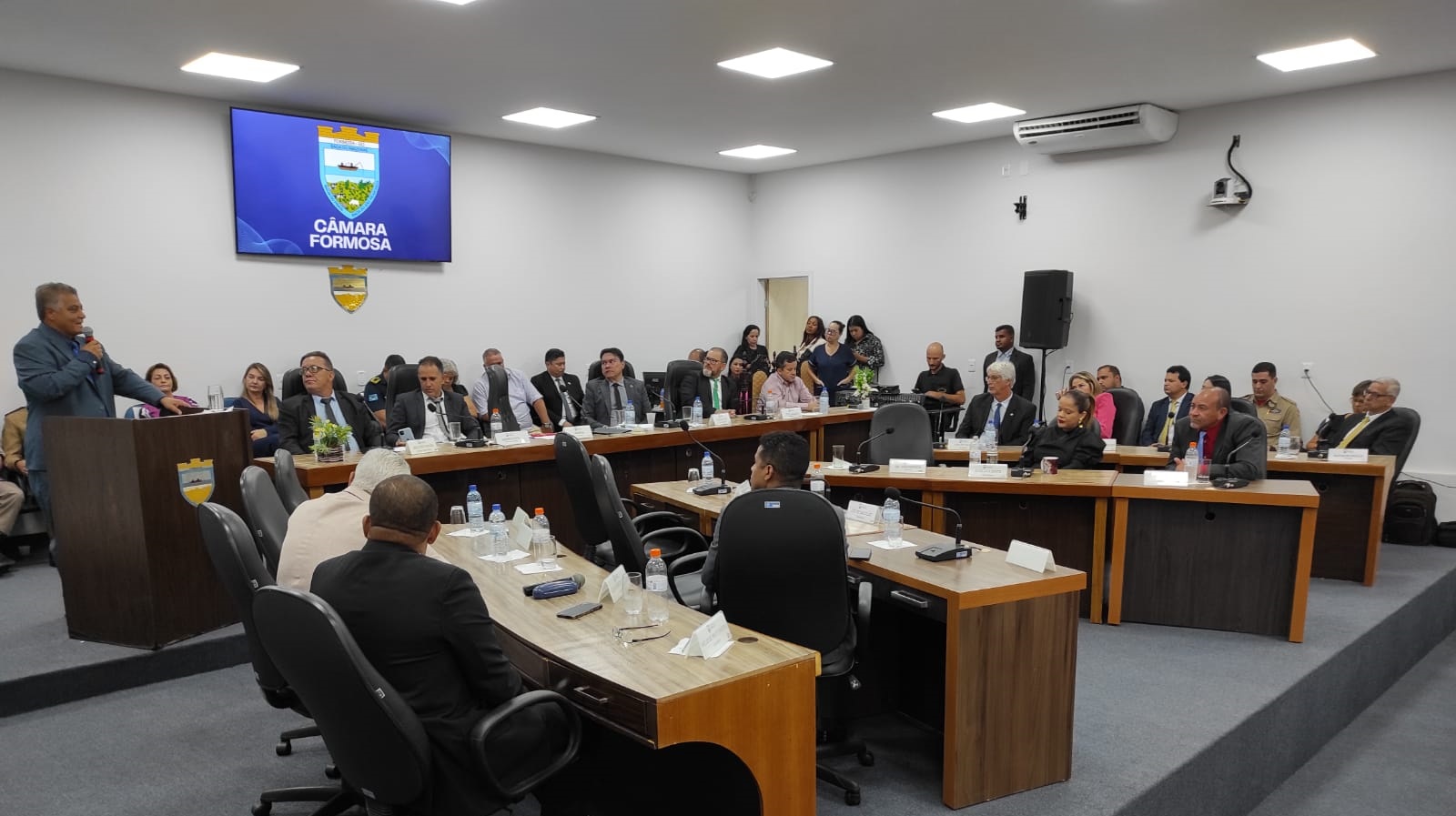 Mesa Diretora 2024 é empossada