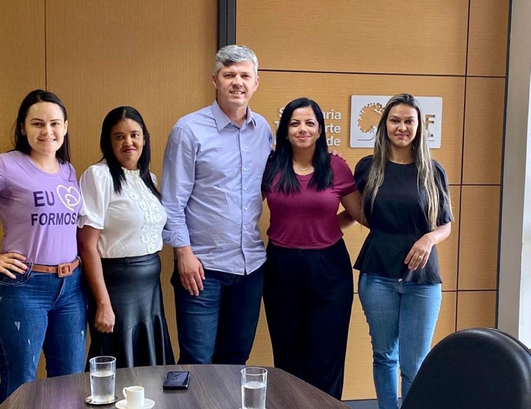 Vereadora Simone Ribeiro realiza visita à Secretaria de Transportes e Mobilidade Urbana do DF