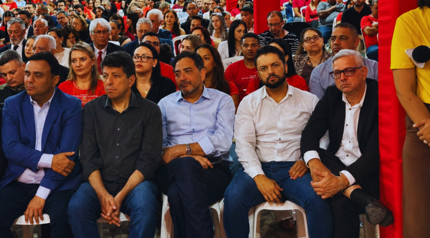 Vereadores prestigiam encerramento da Festa do Divino em Formosa